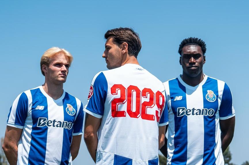 FC Porto fechou acordo com o principal patrocinador — Foto: FC Porto