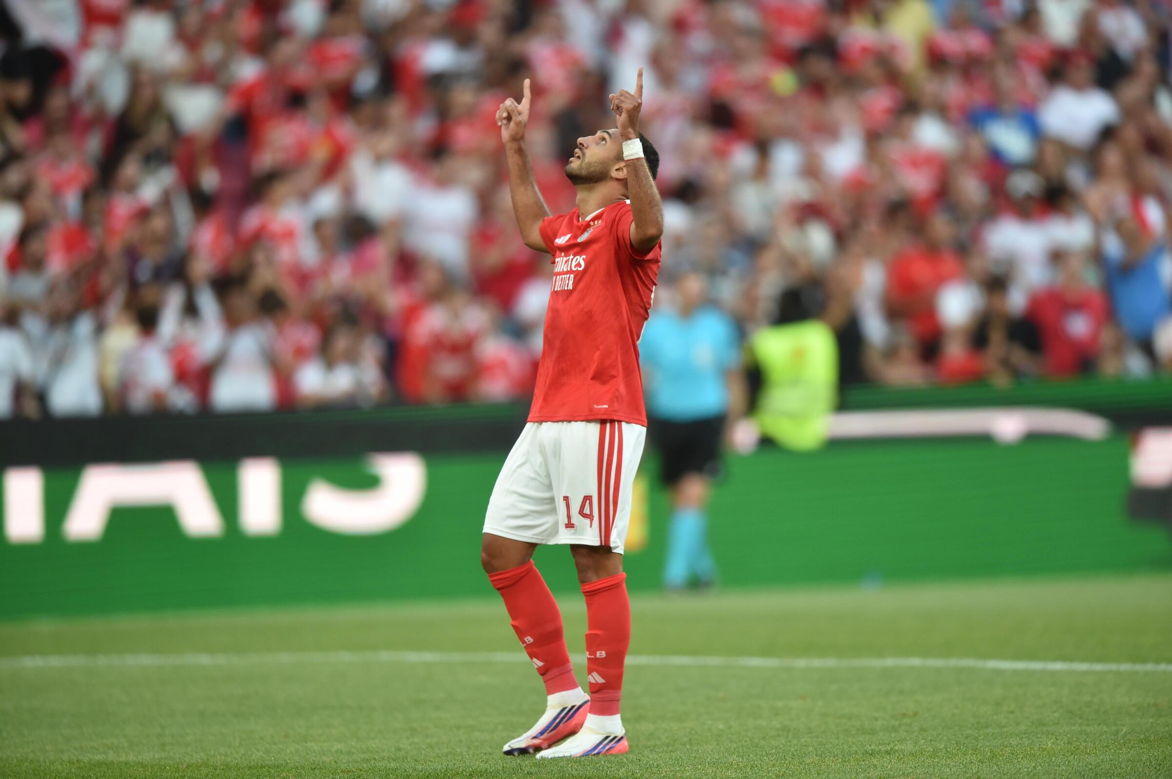 Pavlidis no Benfica-St. Gallen (Foto: Miguel Nunes)
