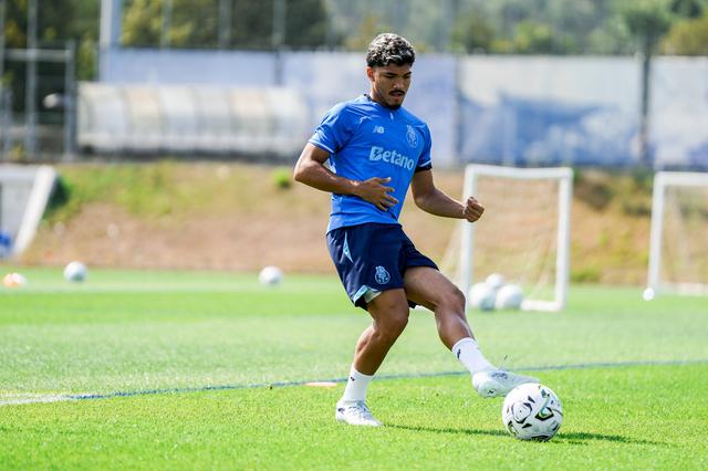 William Gomes em ação no Olival - Foto: FC PORTO