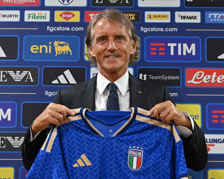 12. Itália - Surpreendente? Falhou as últimas três edições dos Mundiais. Tentará o regresso com Mancini, que levou Itália à conquista do Euro 2020