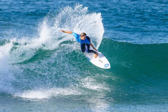 A surfista portuguesa Kika Veselko passou à segunda ronda nos Estados Unidos. Foto ANS