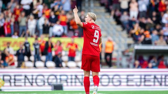 Atenção, Sporting: Nordsjaelland aceita oferta do Brighton por Harder