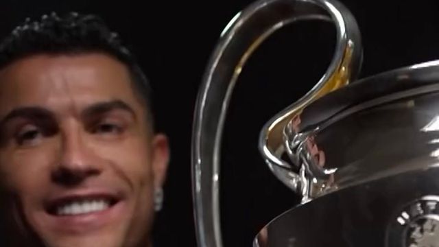 Cristiano Ronaldo reencontra a «sua melhor amiga»: a Taça da Liga dos Campeões