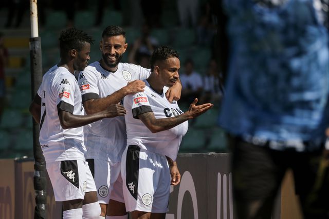 Camisola 11 abriu o ativo na estreia a vencer dos madeirenses na Liga (Foto: Carlos Barroso/LUSA)