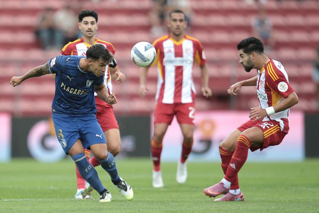 Aves SAD-Famalicão: passeio tranquilo dos famalicenses