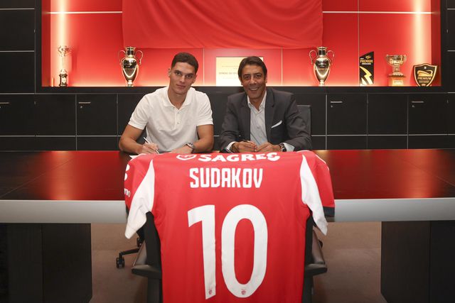 Sudakov e Rui Costa (SL Benfica)