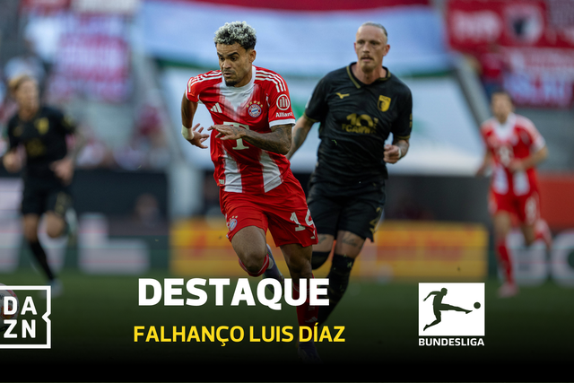 Como é que Luis Díaz falhou isto?!