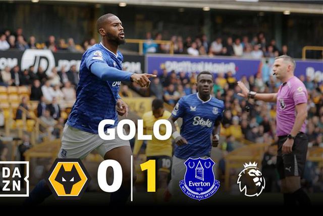 Beto assinou o primeiro do jogo contra Vítor Pereira (vídeo)