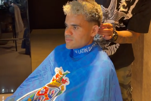Kevin Gutiérrez partilhou vídeo do corte de cabelo a Luis Díaz