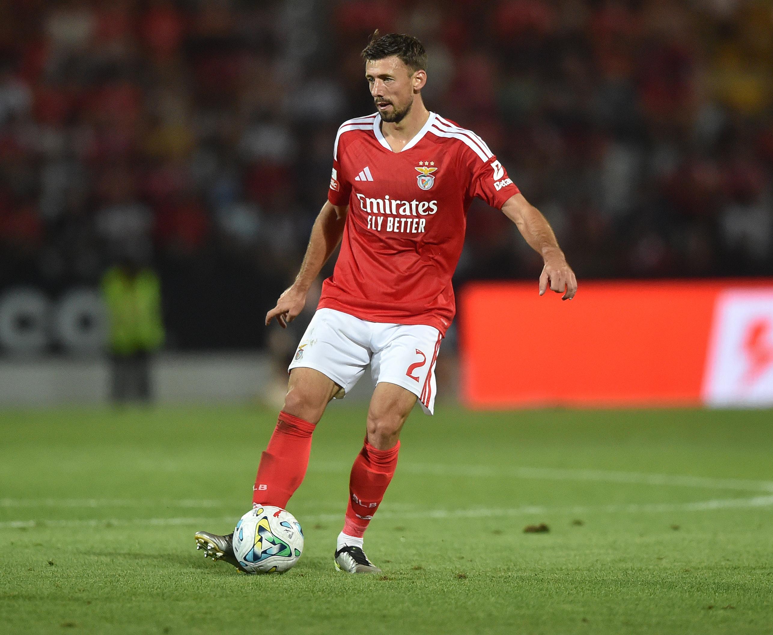 Lenglet no centro da defesa - Foto: A BOLA/Miguel Nunes