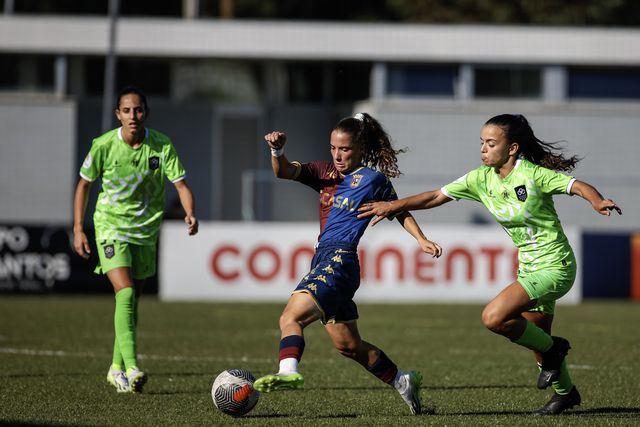 Futebol feminino: primeiras vitórias para Torreense e Famalicão