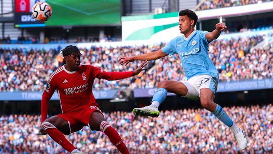 Nottingham Forest-Manchester City: decisões acumulam-se na fase derradeira