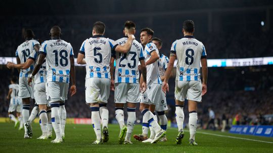 Real Sociedad atropela o Athletic no dérbi basco