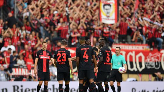Bayer Leverkusen vence em Mainz com golo de Grimaldo e pressiona Bayern