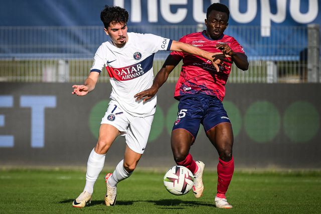 PSG volta a tropeçar na liga francesa