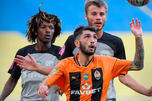 À atenção do FC Porto: Shakhtar Donetsk perde e tem liderança em risco