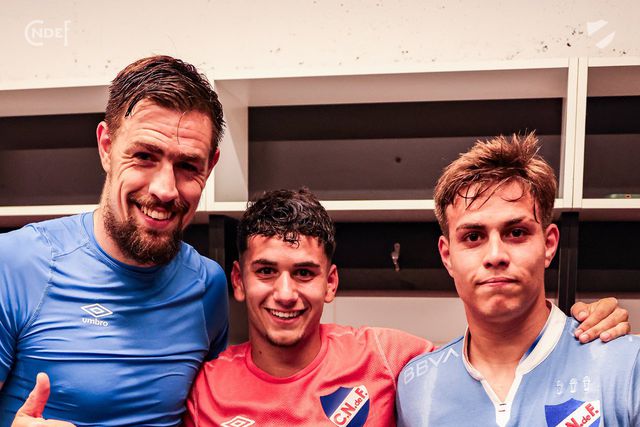 Vídeo: Coates estreia-se a marcar pelo Nacional