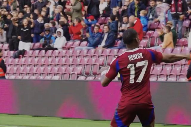 Extremo suíço copia festejo de Akturkoglu