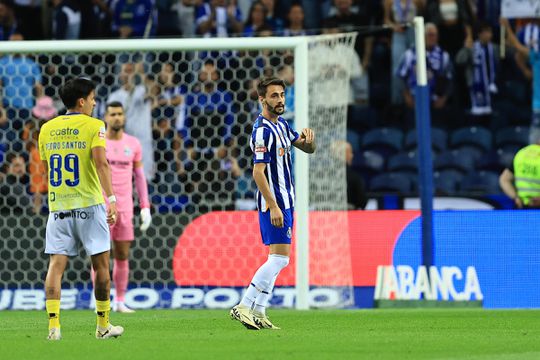 Fábio Vieira: «Expulsão facilitou um pouco o nosso jogo»