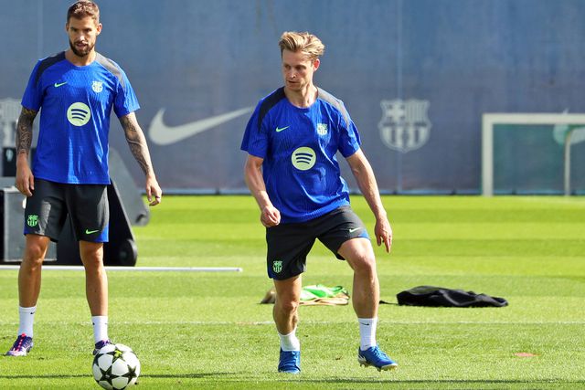 Hansi Flick confirma: Frenkie de Jong está de volta