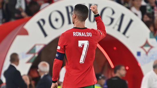 Irmã de Cristiano Ronaldo responde às críticas de Cassano