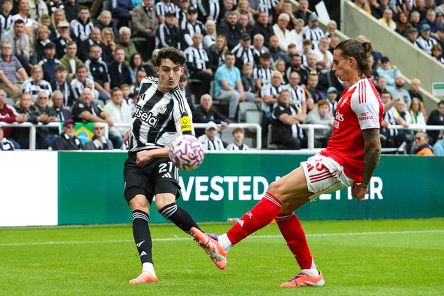 Premier League: a estranha regra das toalhas que causou controvérsia no fim de semana