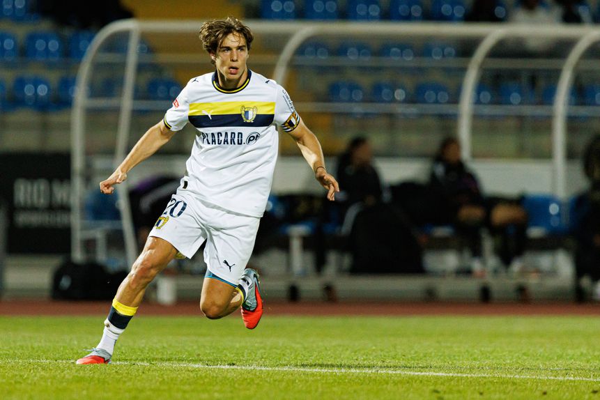 Gustavo Sá, capitão aos 20 anos, já chama por outros palcos