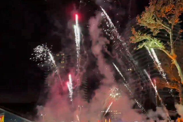 Noite estragada: adeptos do Galatasaray lançam foguetes junto ao hotel do Liverpool (vídeo)