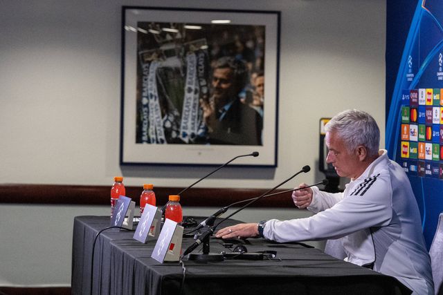 José Mourinho, treinador do Benfica, no regresso a Stamford Bridge