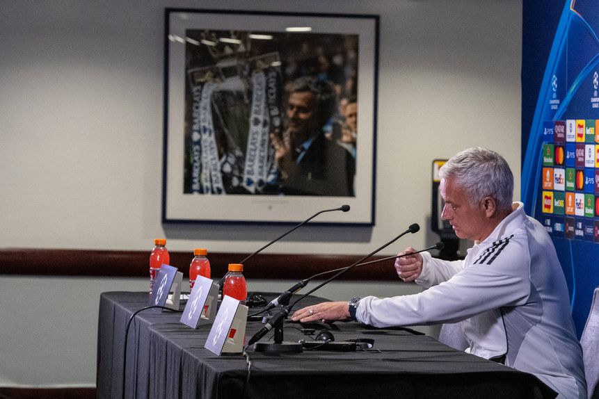 José Mourinho, treinador do Benfica, no regresso a Stamford Bridge