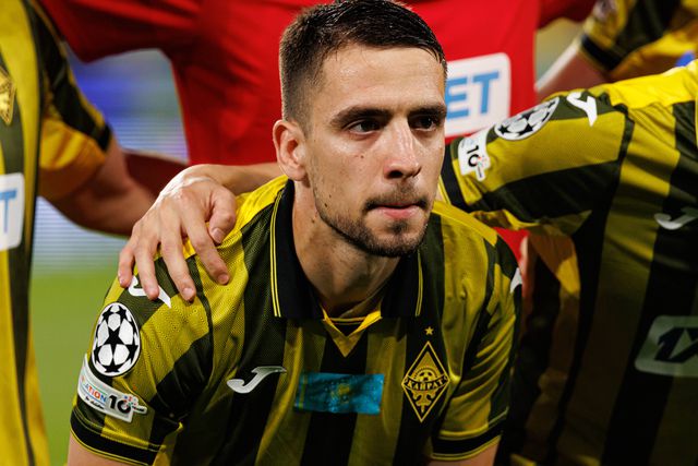 Não vingou no FC Porto, mas chegou à Champions e ficou com a camisola de Vini