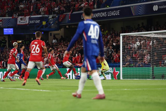 VÍDEO: finalização de Ríos... na baliza errada