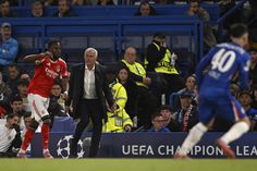 Lukebakio e José Mourinho - Foto: Miguel Lemos / Kapta +