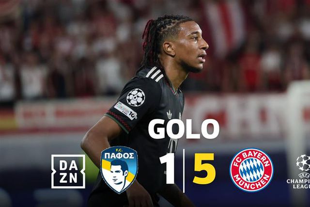 Depois de assistir, Olise faz a 'manita' do Bayern