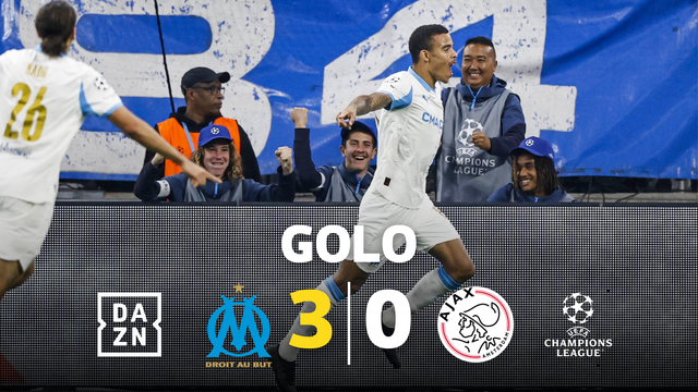 Greenwood não perdoa mais um erro da defesa do Ajax, em noite de horror