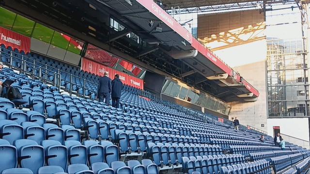 Depois da viagem de emergência, Proença presente no treino da Seleção... sem Ronaldo