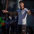 Renato Coimbra, treinador do Vila Real, não ficou satisfeito com a goleada aplicada ao Salto - Foto: ZecaSportShots