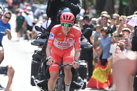 Oficial: Pogacar falha Europeus de ciclismo em casa e encerra temporada
