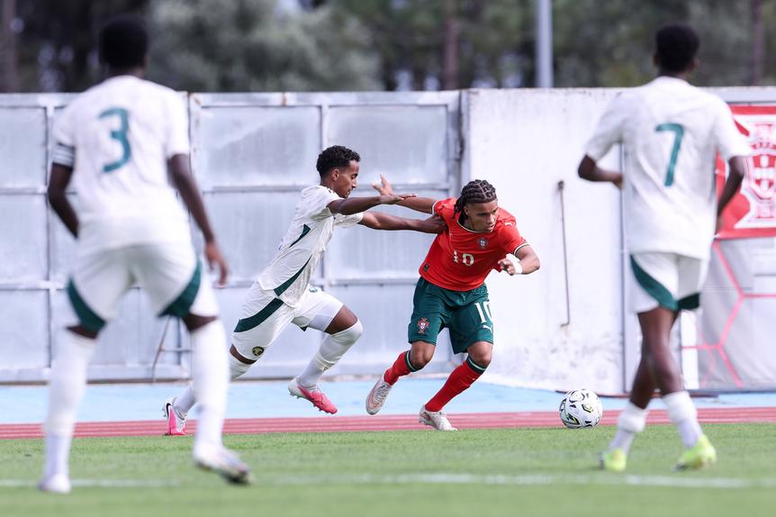 Diego Farinha fez o segundo golo de Portugal - Foto: FPF