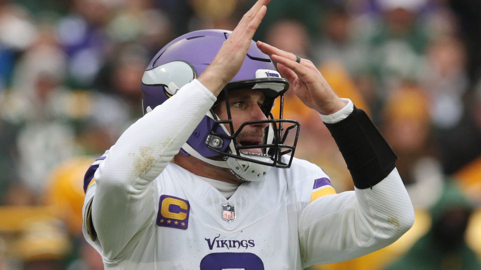 Lesão no tendão de Aquiles acaba com temporada de Kirk Cousins