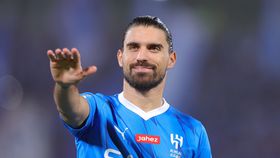 Rúben Neves responde a rumores que o colocam no Newcastle