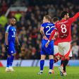À espera de Rúben Amorim, Man. United goleia com bis de Bruno Fernandes