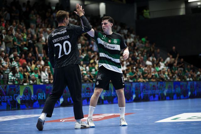 Sporting lutou até ao fim mas perdeu em Paris