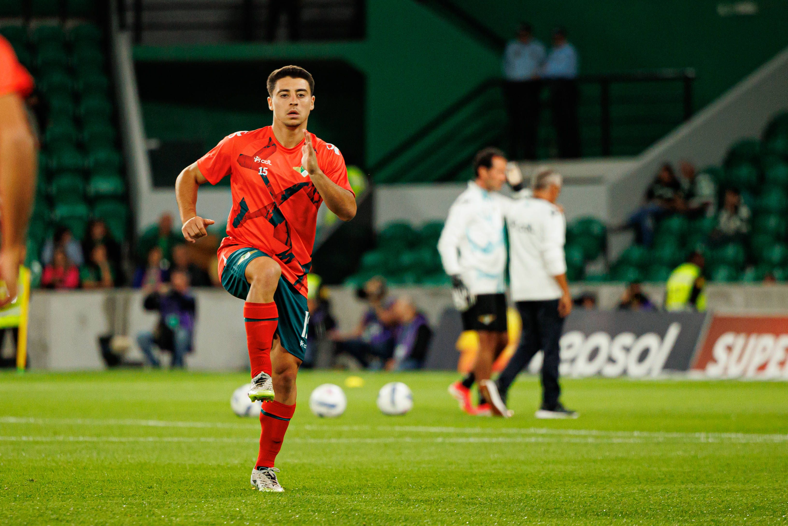 Vasco Sousa (Moreirense): um golo em nove jogos. O centrocampista de 22 anos fraturou o perónio diante do Benfica, a 15 de dezembro e enfrentou um longo calvário com 21 operações ao longo de 39 dias hospitalizado - Foto: Miguel Nunes
