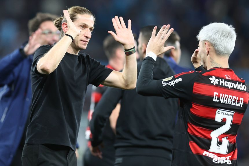 Filipe Luís, treinador do Flamengo