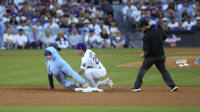 Tommy Edman não chega a tempo de eliminar Daulton Varsho
