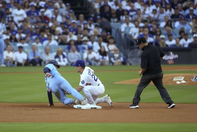 Tommy Edman não chega a tempo de eliminar Daulton Varsho