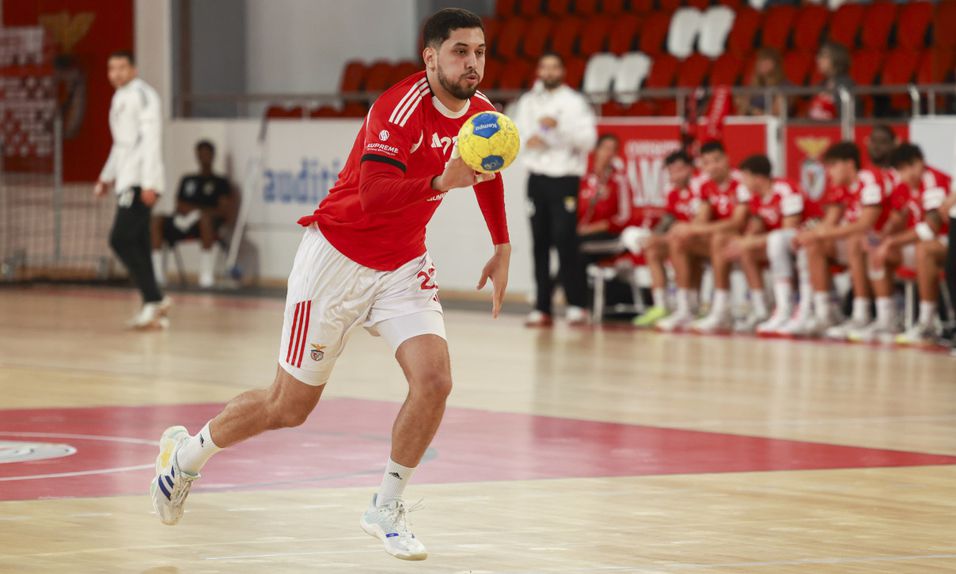 Korchi, jogador de andebol da equipa do Benfica 2025-26. Foto SL Benfica