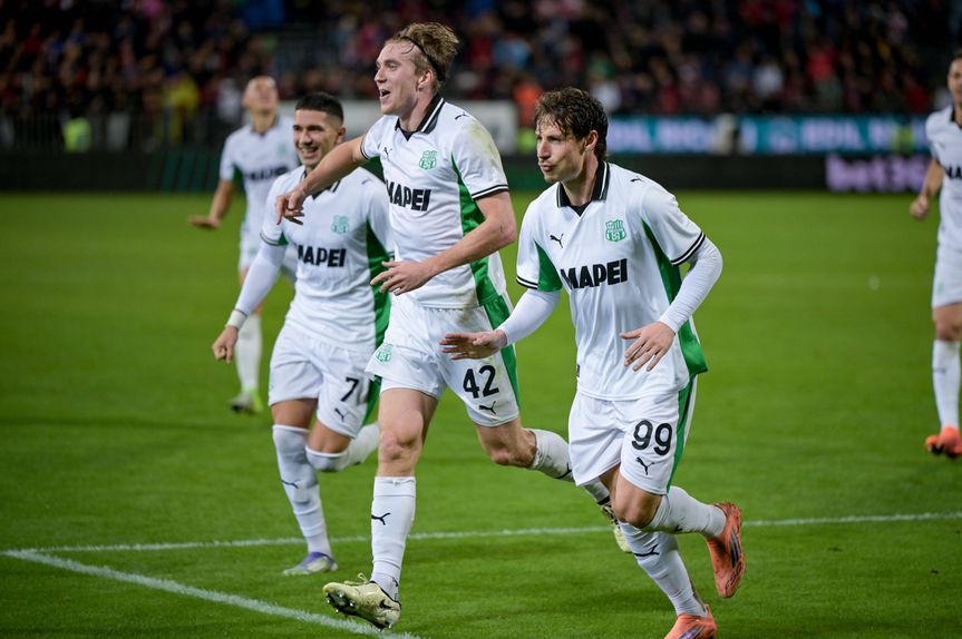 Jogadores do Sassuolo celebram a vitória