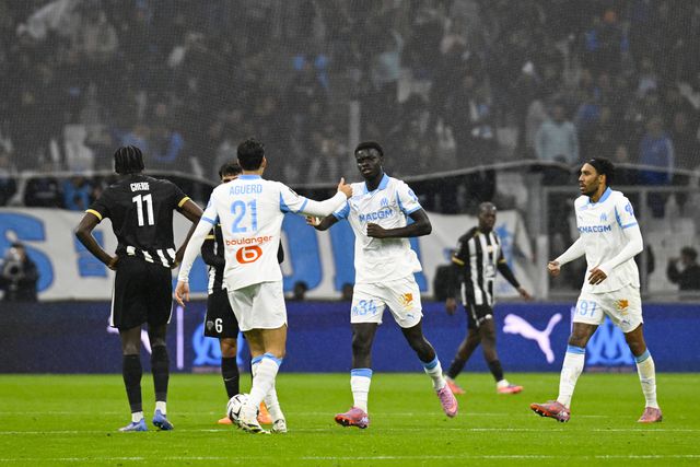 Robinio Vaz bisou no empate do Marselha com o Angers (2-2)